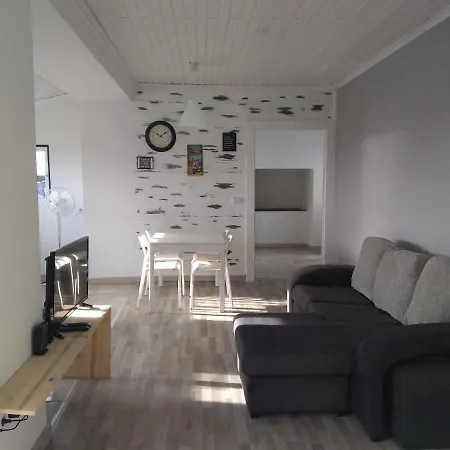 Casa Do Sol Posto * Faja Grande