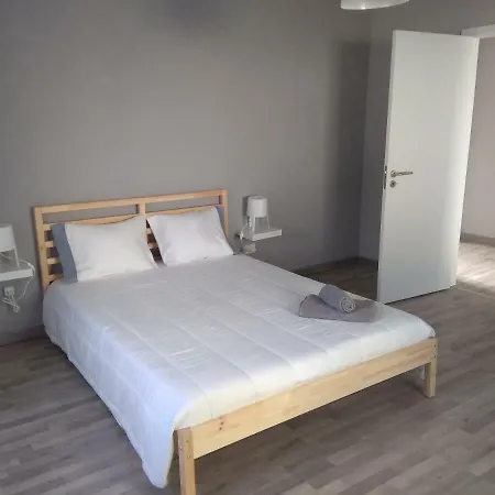 Casa Do Sol Posto * Faja Grande